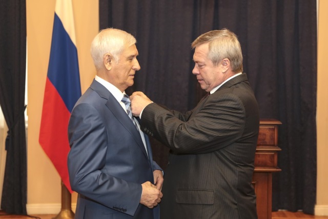 belousov nagrada