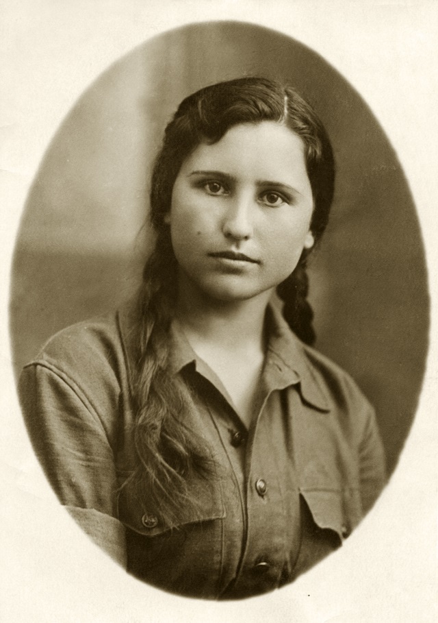 ShchurovaEG